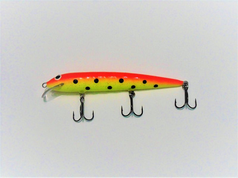 Воблер Ярви Сандал цвет 19